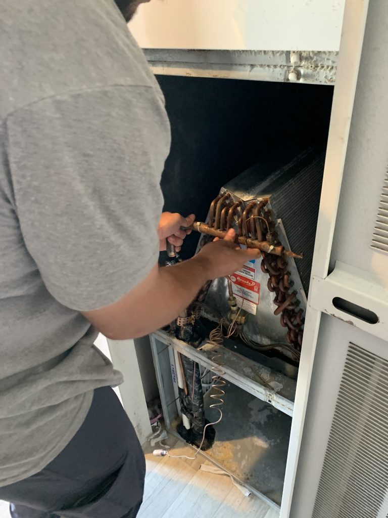 Repair and Full Installation Service Heating and Air Conditioning North Austin and Georgetown Texas